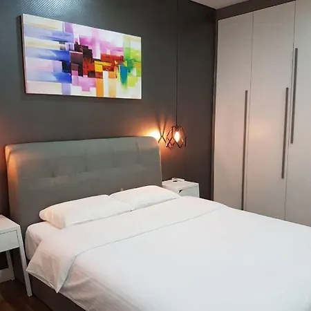 Summer Suites Apartment @Klcc By Sarah'S Lodge Kuala Lumpur Luaran gambar