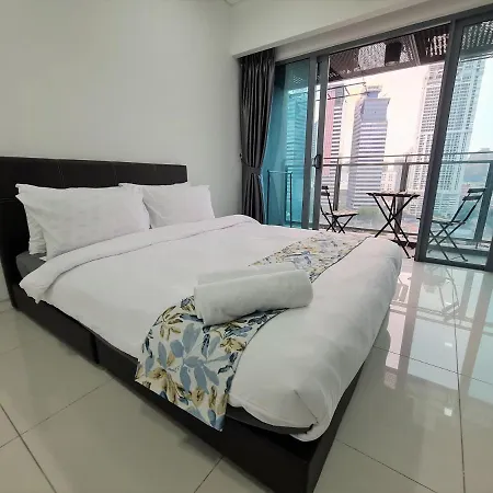 Summer Suites Apartment @Klcc By Sarah'S Lodge Kuala Lumpur Luaran gambar