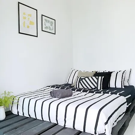 Summer Suites Apartment @Klcc By Sarah'S Lodge Kuala Lumpur Luaran gambar